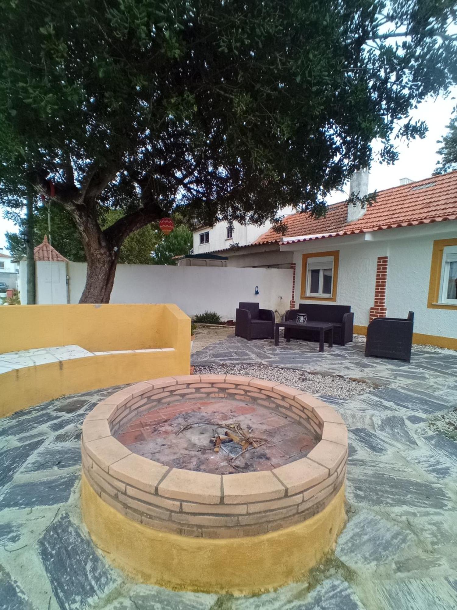 O Mundo Da Lua Villa Азейтау Екстериор снимка